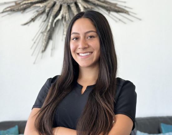 Dental assistant Ciana